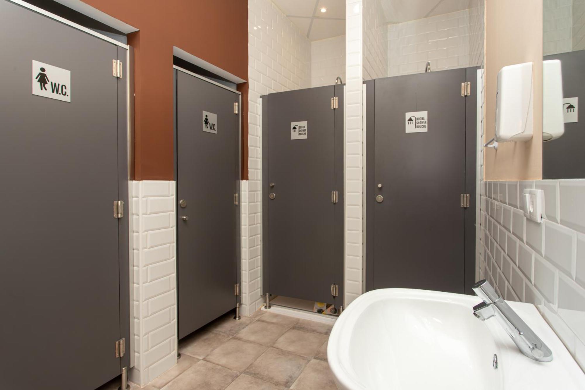 Albergue Hostel לאנס מראה חיצוני תמונה
